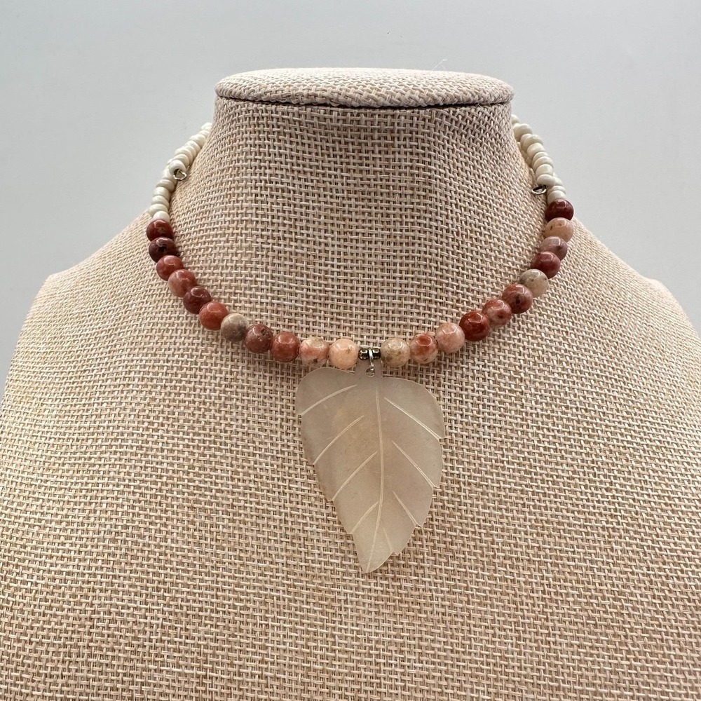 Vintage 80s Agate Leaf Pendant Beaded Necklace Jasper Sunstone Choker Jewelry